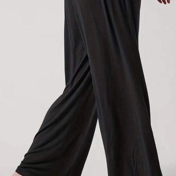 NWOT Yoga Pants, Pleated High Waist Loose Slant Pocket Wide Leg Dark Gray SZ XXL - Picture 2 of 10